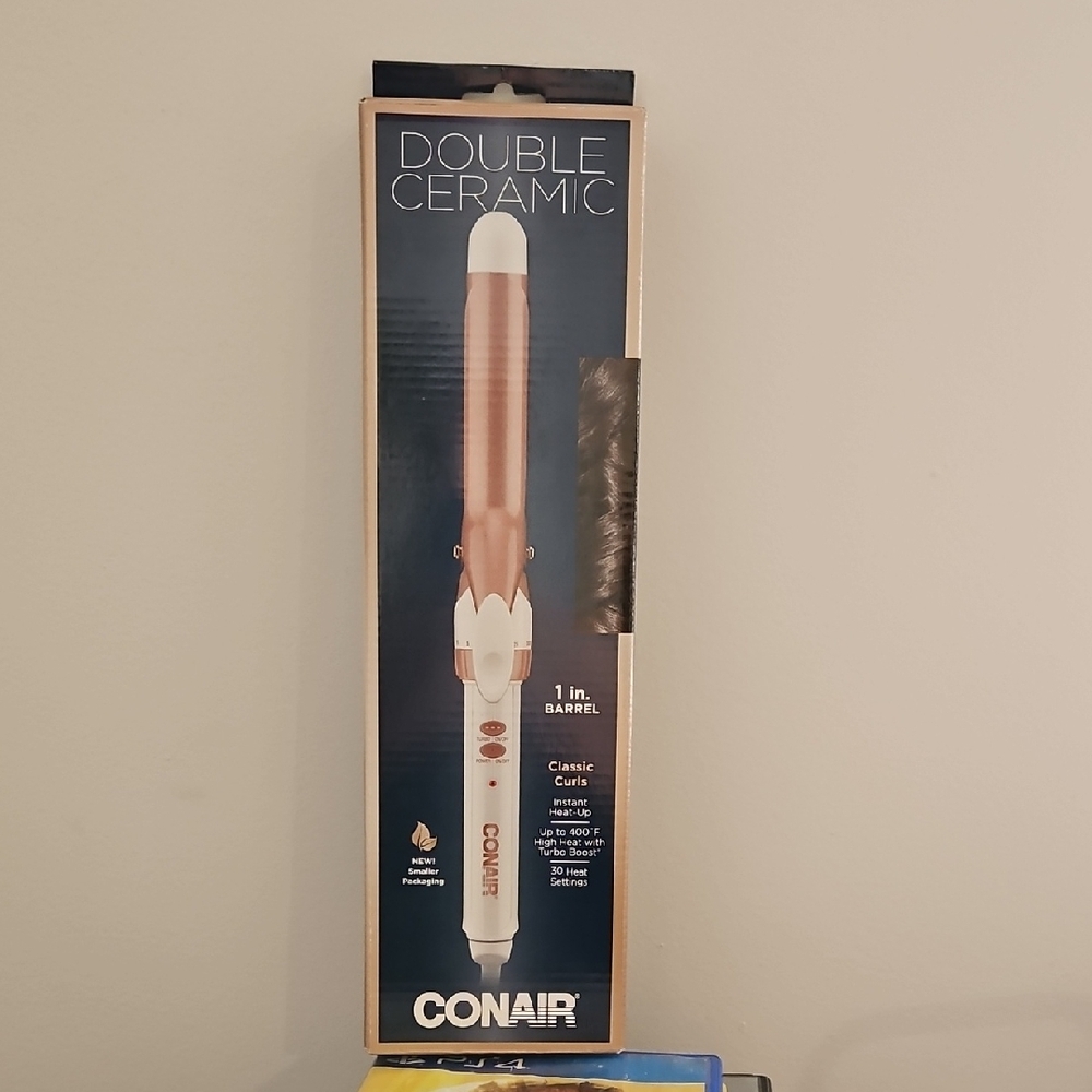 Styling Tool Gold Accents Modern Design